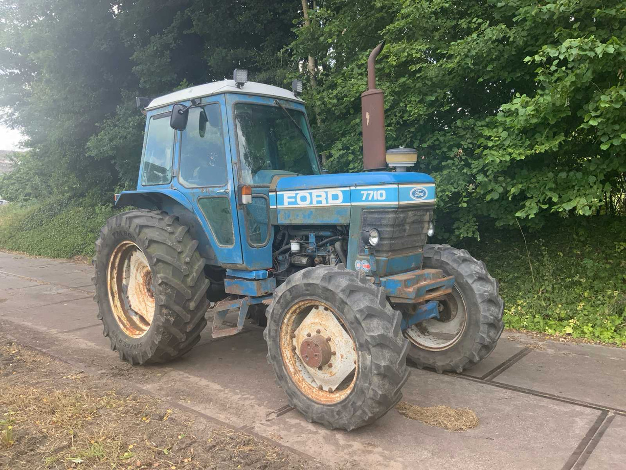 Ford 7710 - Farm tractor: picture 2 Ford 7710 - Farm tractor: picture 2