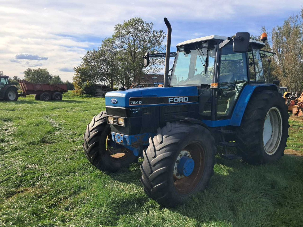 Ford 7840 - Farm tractor: picture 1 Ford 7840 - Farm tractor: picture 1