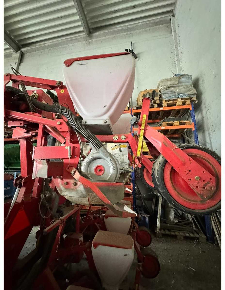 GASPARDO MASCCHIO SI12 File - Sowing and planting equipment: picture 3 GASPARDO MASCCHIO SI12 File - Sowing and planting equipment: picture 3