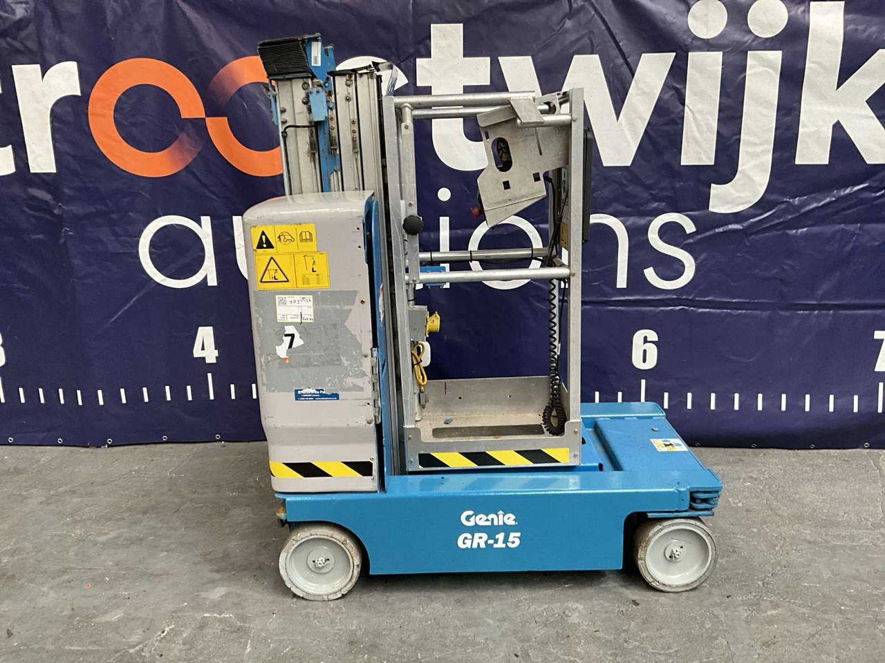 GENIE - GR-15 - AERIAL PLATFORM - Aerial platform: picture 5 GENIE - GR-15 - AERIAL PLATFORM - Aerial platform: picture 5