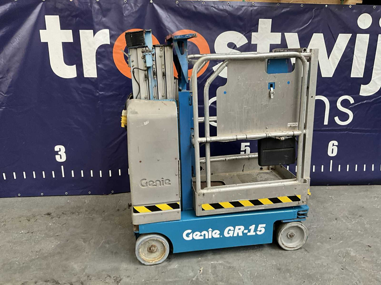 GENIE - GR-15 - AERIAL PLATFORM - Aerial platform: picture 3 GENIE - GR-15 - AERIAL PLATFORM - Aerial platform: picture 3