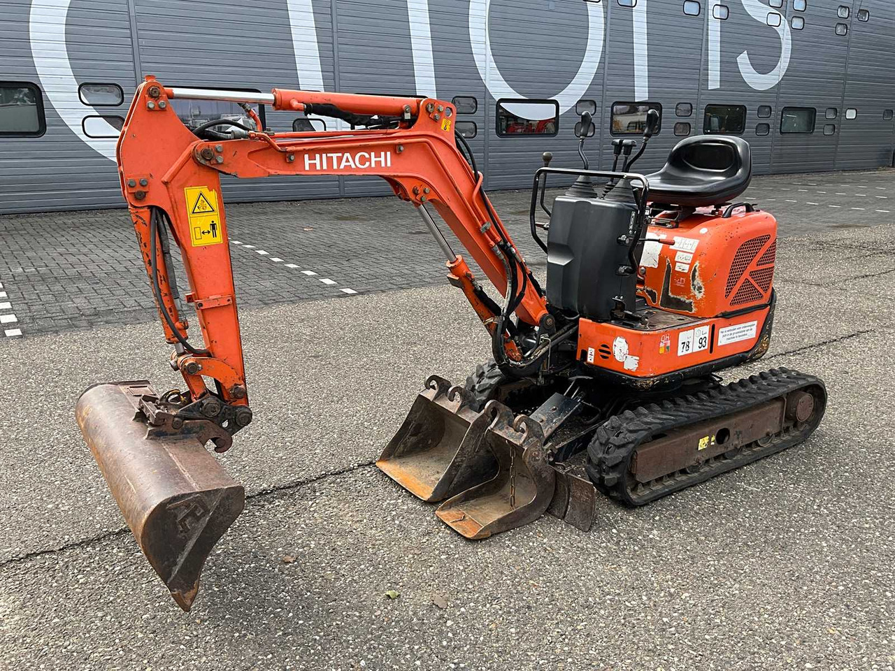 Hitachi ZX10U-2 - Mini excavator: picture 1 Hitachi ZX10U-2 - Mini excavator: picture 1