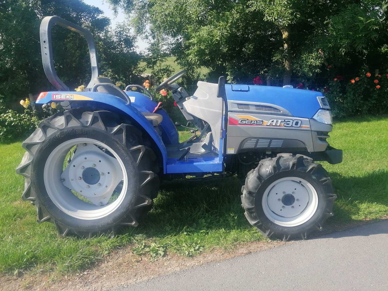 Iseki AT30 - Compact tractor: picture 3 Iseki AT30 - Compact tractor: picture 3