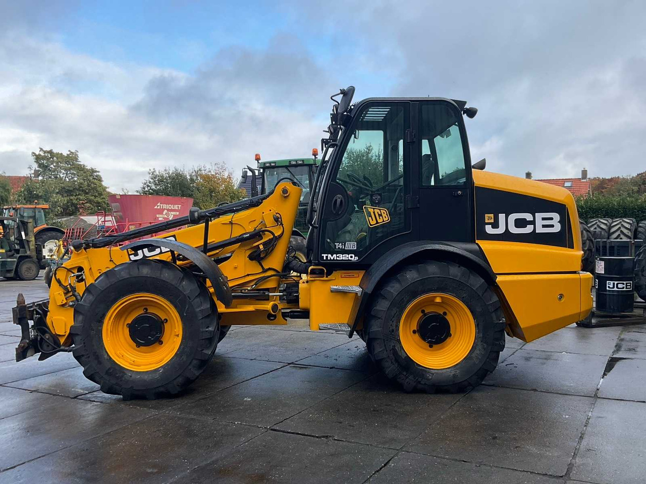 JCB TM320s - Wheel loader: picture 4 JCB TM320s - Wheel loader: picture 4