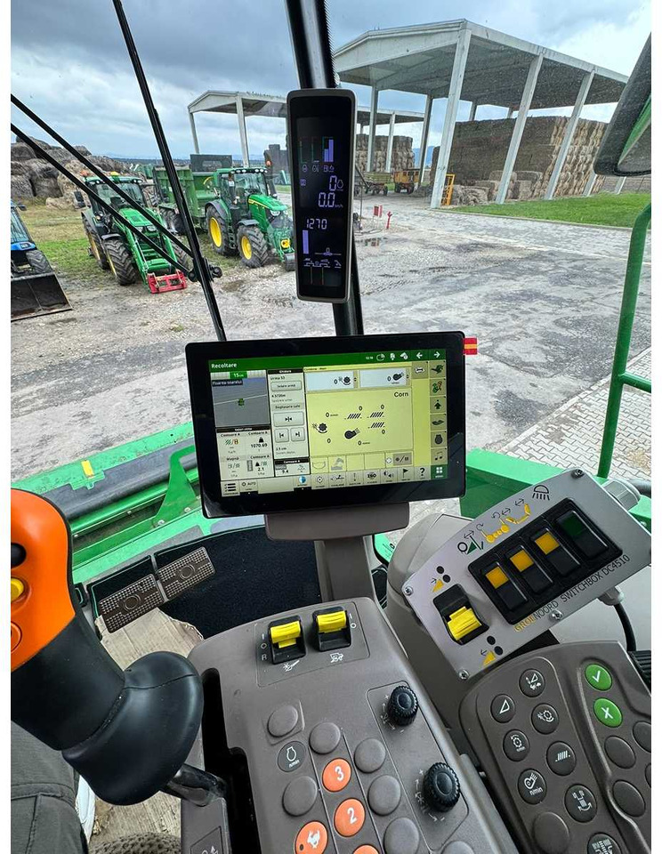 Combine harvester JOHN DEERE T660I: picture 12 Combine harvester JOHN DEERE T660I: picture 12
