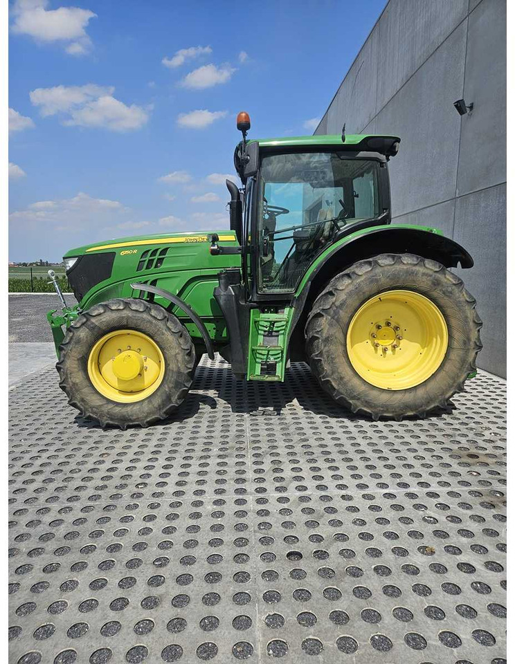 John Deere 6150R - Farm tractor: picture 1 John Deere 6150R - Farm tractor: picture 1