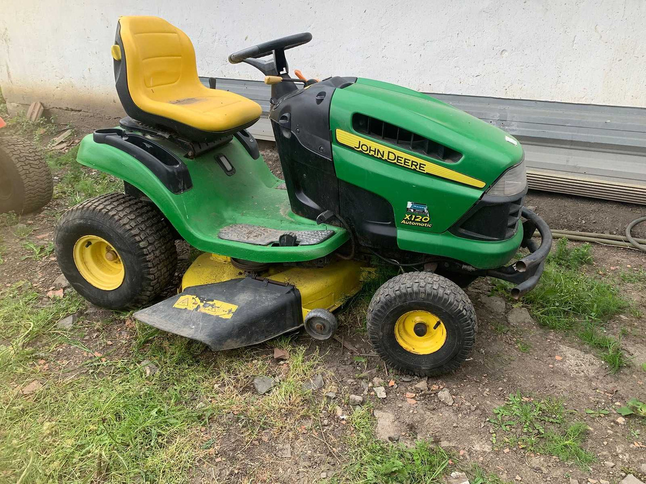 John deere - Farm tractor: picture 1 John deere - Farm tractor: picture 1