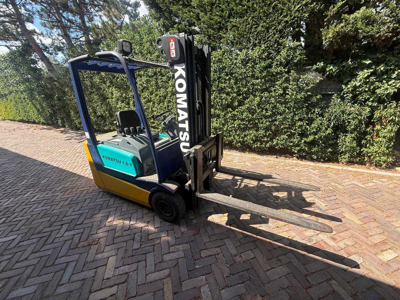 KOMATSU - - FB16M-3E - FORKLIFT - Forklift: picture 2 KOMATSU - - FB16M-3E - FORKLIFT - Forklift: picture 2