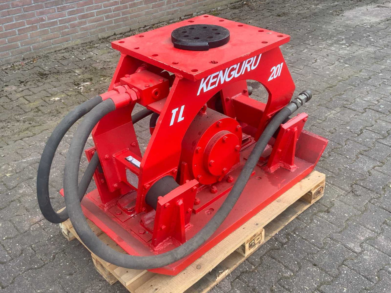 Kenguru TL 201 - Excavator bucket: picture 1 Kenguru TL 201 - Excavator bucket: picture 1
