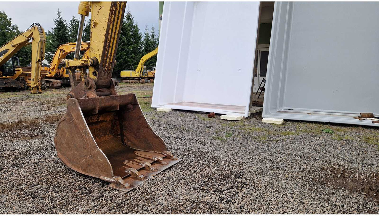 Crawler excavator Komatsu PC 190 LC-8: picture 22