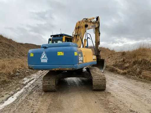 Komatsu PC240ONLC-8 - Crawler excavator: picture 5 Komatsu PC240ONLC-8 - Crawler excavator: picture 5