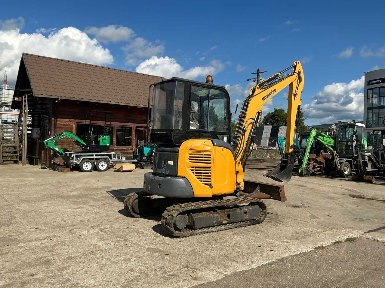 Komatsu PC35MR - 2 - Mini excavator: picture 3 Komatsu PC35MR - 2 - Mini excavator: picture 3
