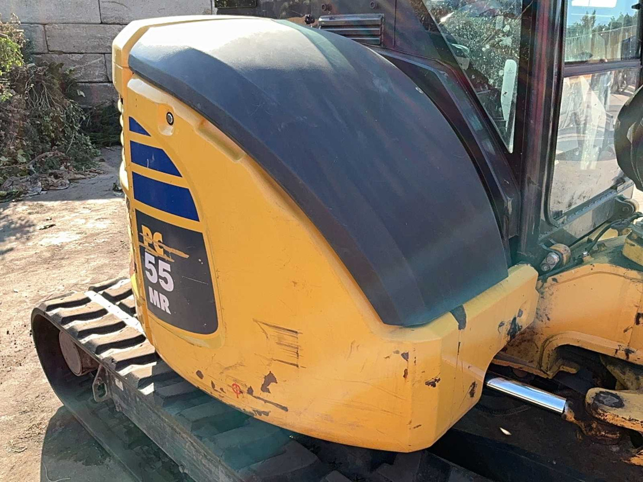 Crawler excavator Komatsu PC55MR: picture 18