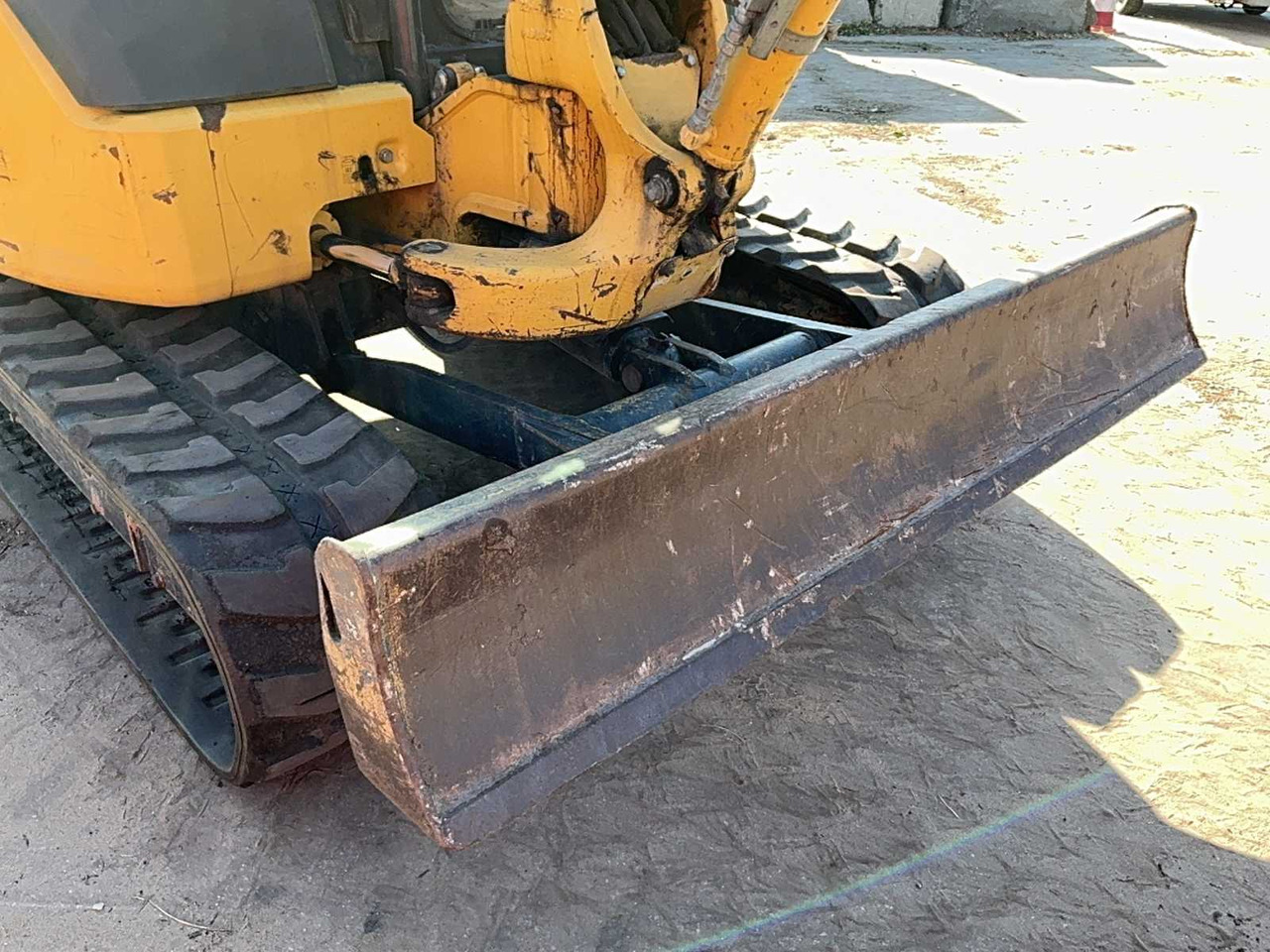 Crawler excavator Komatsu PC55MR: picture 14
