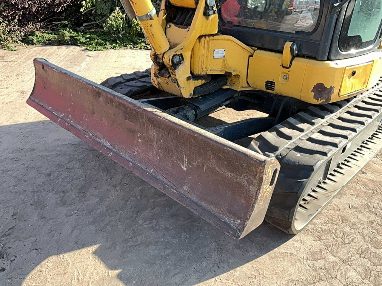 Crawler excavator Komatsu PC55MR: picture 6