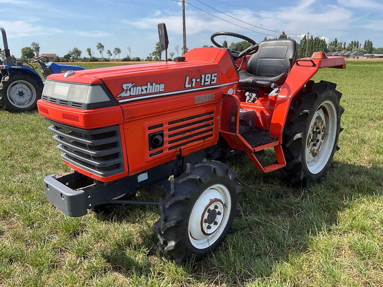 Kubota L1-195 - Compact tractor: picture 1 Kubota L1-195 - Compact tractor: picture 1