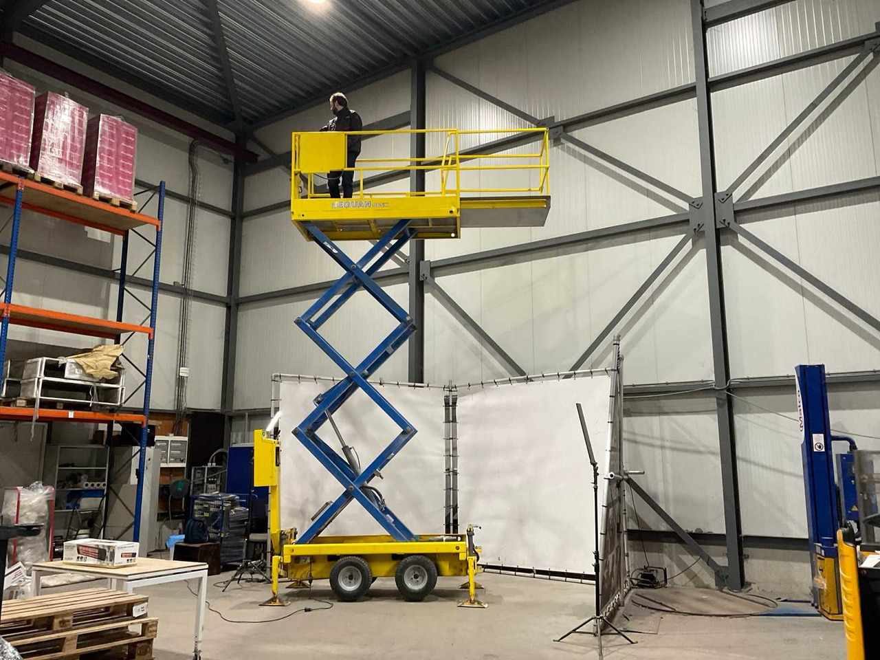 LEGUAN - 2008 - 80SX - AERIAL PLATFORM ROUGH TERRAIN - Aerial platform: picture 4 LEGUAN - 2008 - 80SX - AERIAL PLATFORM ROUGH TERRAIN - Aerial platform: picture 4