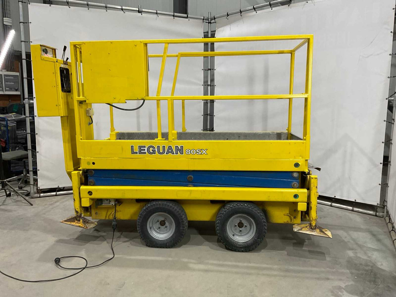 LEGUAN - 2008 - 80SX - AERIAL PLATFORM ROUGH TERRAIN - Aerial platform: picture 5 LEGUAN - 2008 - 80SX - AERIAL PLATFORM ROUGH TERRAIN - Aerial platform: picture 5