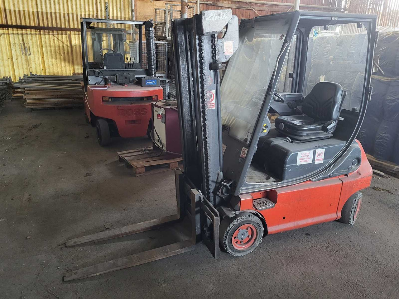 LINDE - E16P-02 - FORKLIFT TRUCKS - 2006 - Forklift: picture 1 LINDE - E16P-02 - FORKLIFT TRUCKS - 2006 - Forklift: picture 1