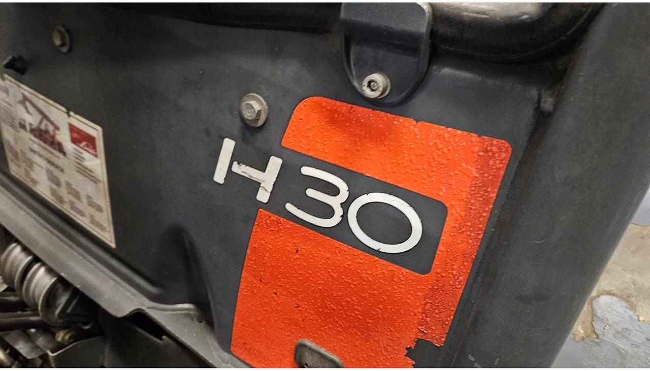 LINDE - H30T-01 - FORKLIFT TRUCKS - 2010 - Forklift: picture 3 LINDE - H30T-01 - FORKLIFT TRUCKS - 2010 - Forklift: picture 3