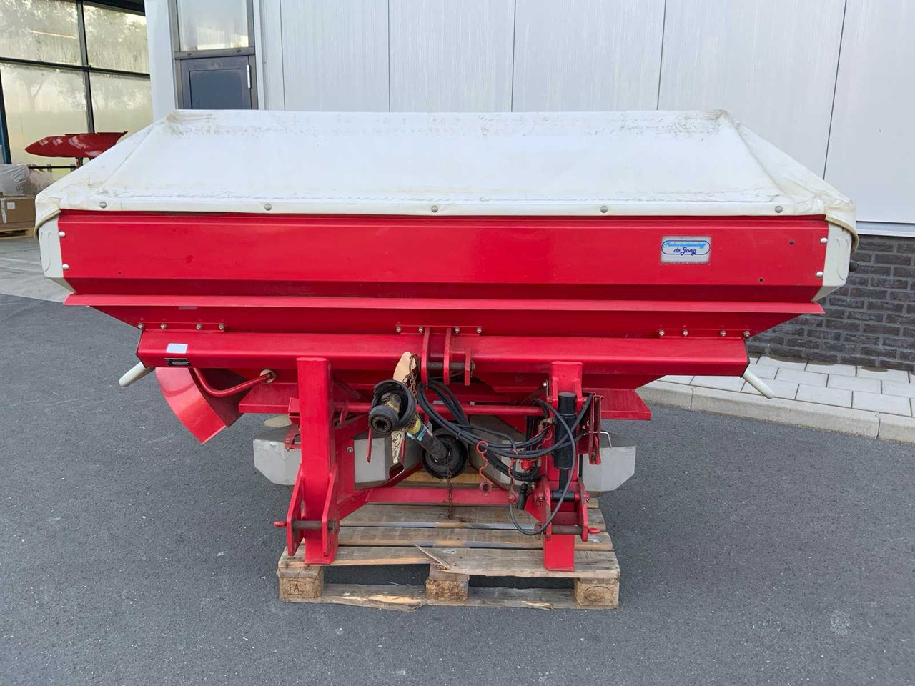Lely SX 3000 - Fertilizer spreader: picture 2 Lely SX 3000 - Fertilizer spreader: picture 2