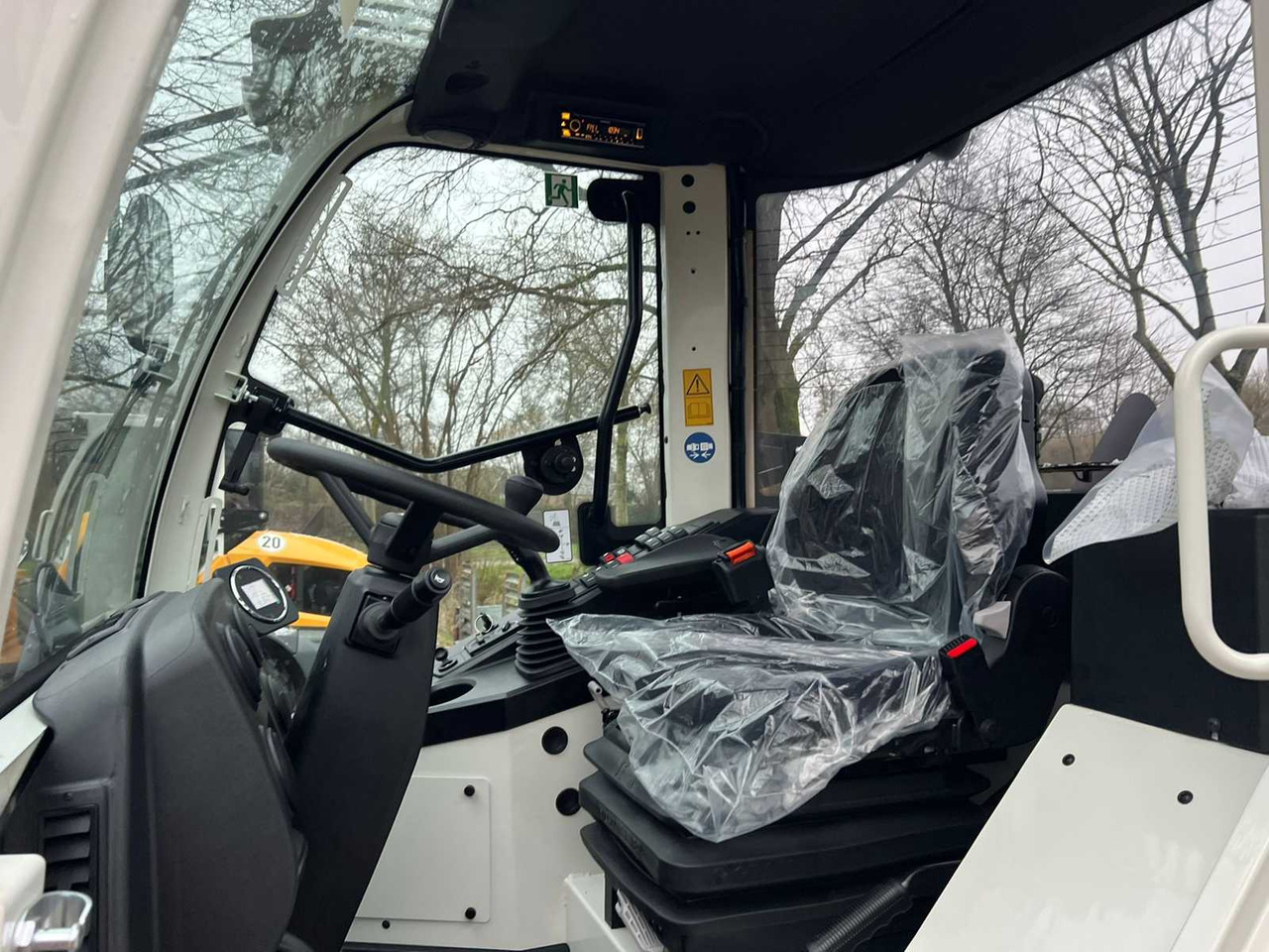 Wheel loader Liebherr L504 Compact: picture 6