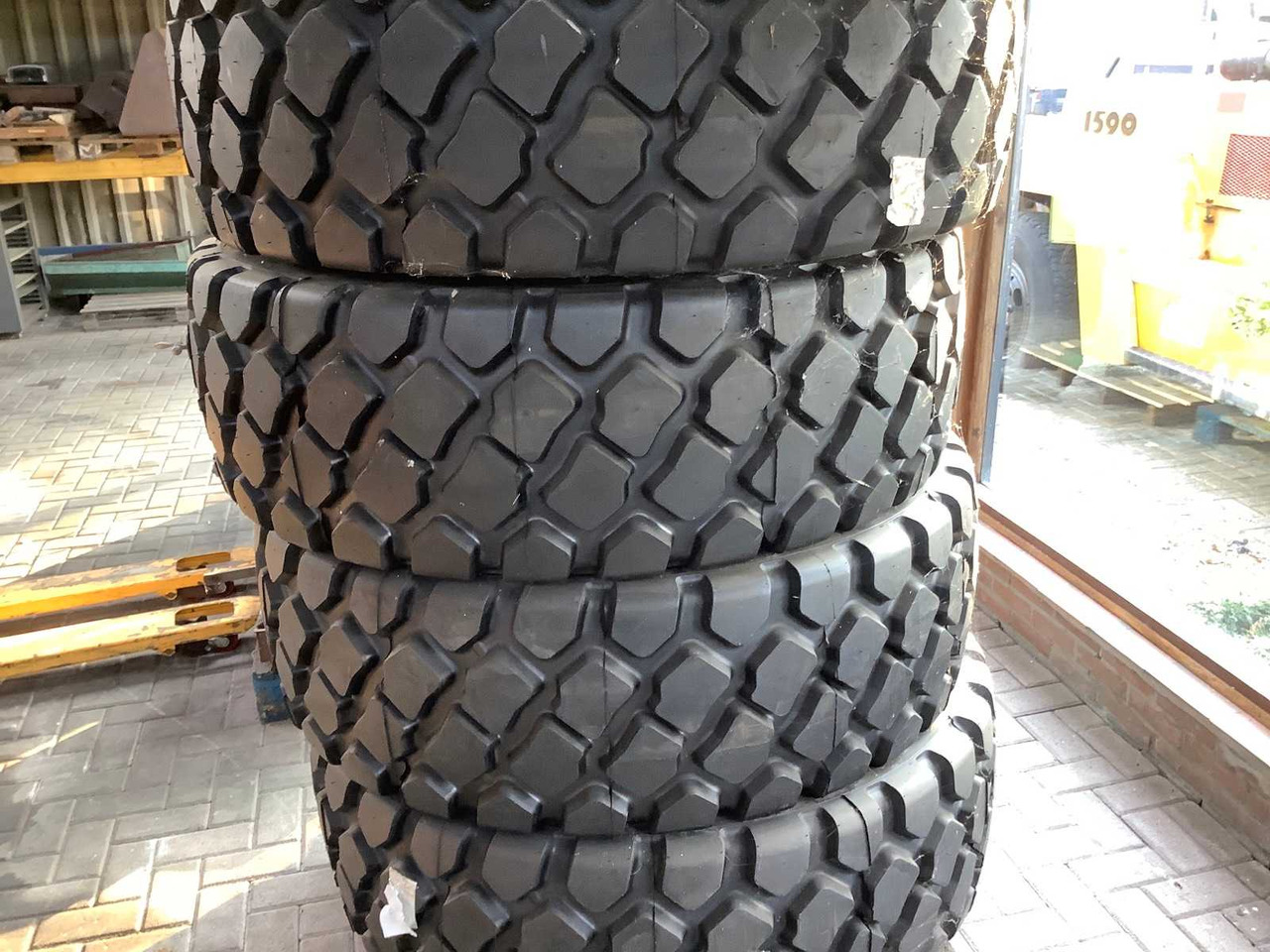 MTP WB02 - Wheels and tires for Farm tractor: picture 2 MTP WB02 - Wheels and tires for Farm tractor: picture 2