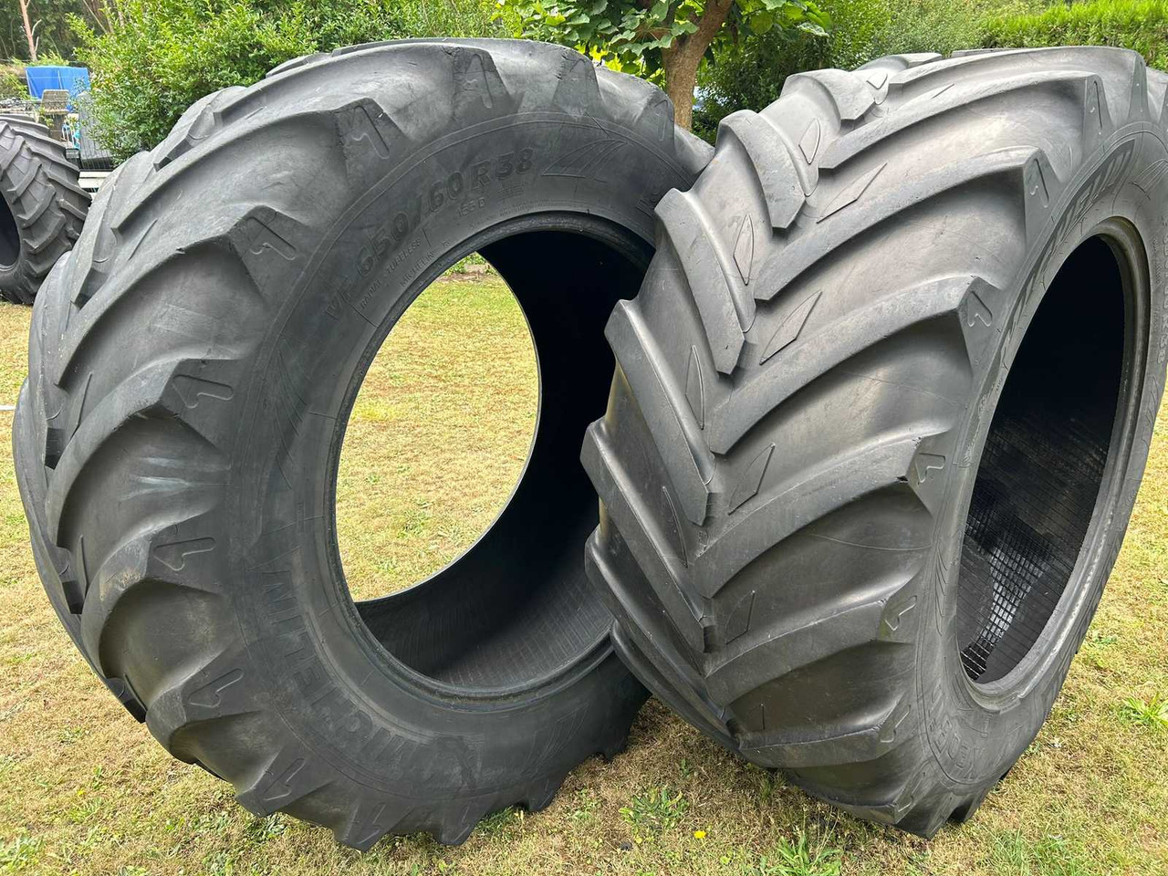 Michelin Xeobib - Wheels and tires for Farm tractor: picture 1 Michelin Xeobib - Wheels and tires for Farm tractor: picture 1