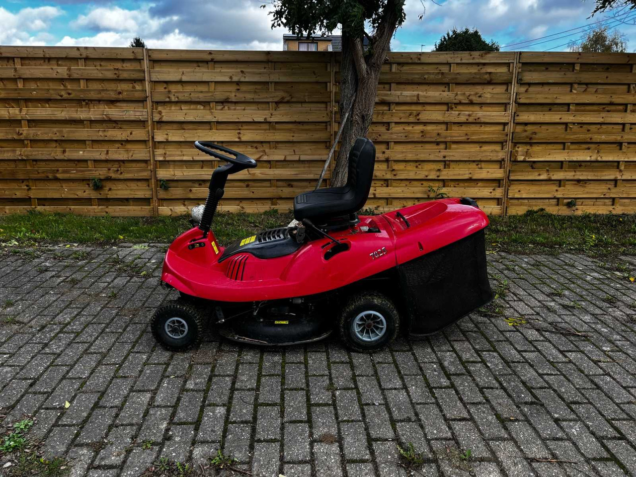 Mountfield RM 70.25 - Lawn mower: picture 2 Mountfield RM 70.25 - Lawn mower: picture 2
