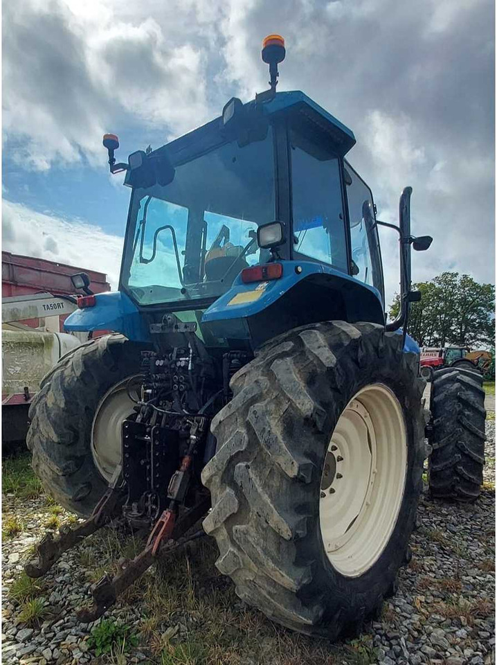 NEW HOLLAND - 2000 - TM150 - 4WD AGRICULTURAL TRACTOR - Farm tractor: picture 3 NEW HOLLAND - 2000 - TM150 - 4WD AGRICULTURAL TRACTOR - Farm tractor: picture 3