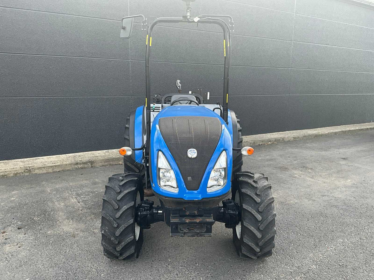 New Holland T3.60F - Compact tractor: picture 2 New Holland T3.60F - Compact tractor: picture 2