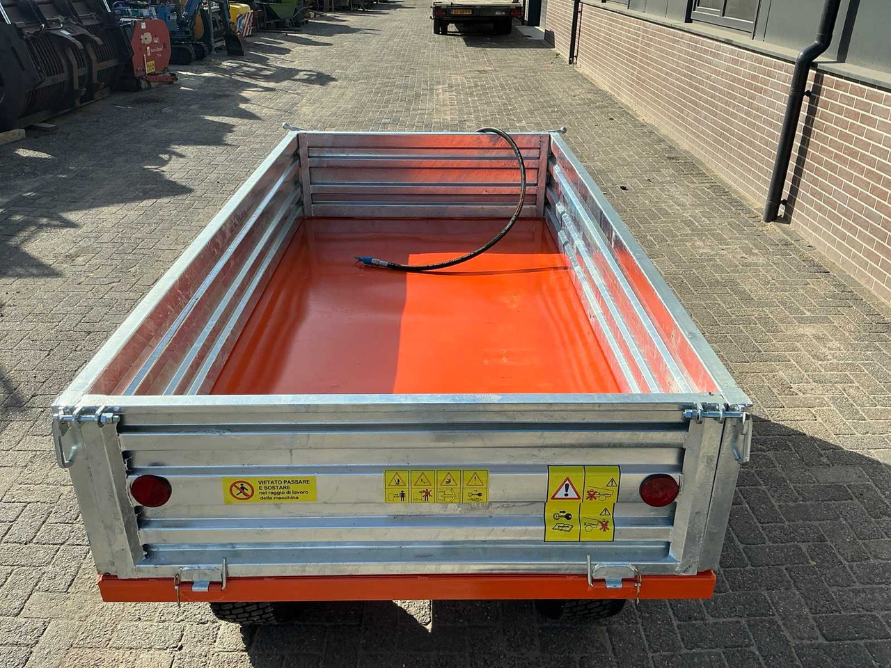 Panther T2.5/4 - Farm tipping trailer/ Dumper: picture 5 Panther T2.5/4 - Farm tipping trailer/ Dumper: picture 5