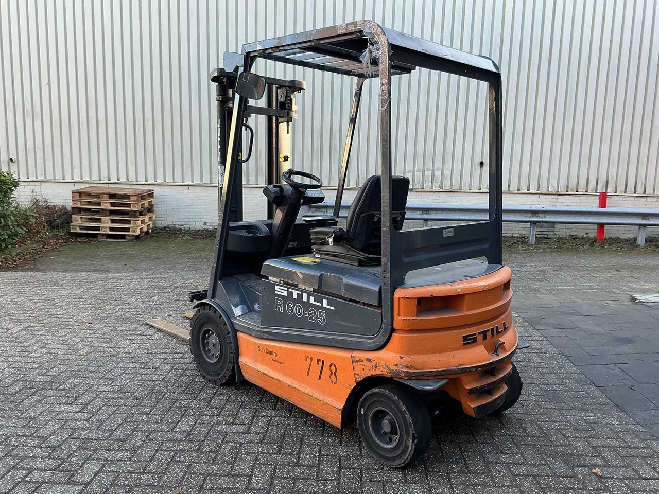 STILL - R60-25 - FORKLIFT TRUCKS - 2001 - Forklift: picture 3 STILL - R60-25 - FORKLIFT TRUCKS - 2001 - Forklift: picture 3