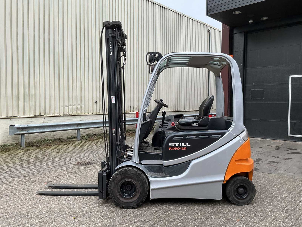 STILL - RX60-25 - FORKLIFT TRUCKS - 2010 - Forklift: picture 2 STILL - RX60-25 - FORKLIFT TRUCKS - 2010 - Forklift: picture 2