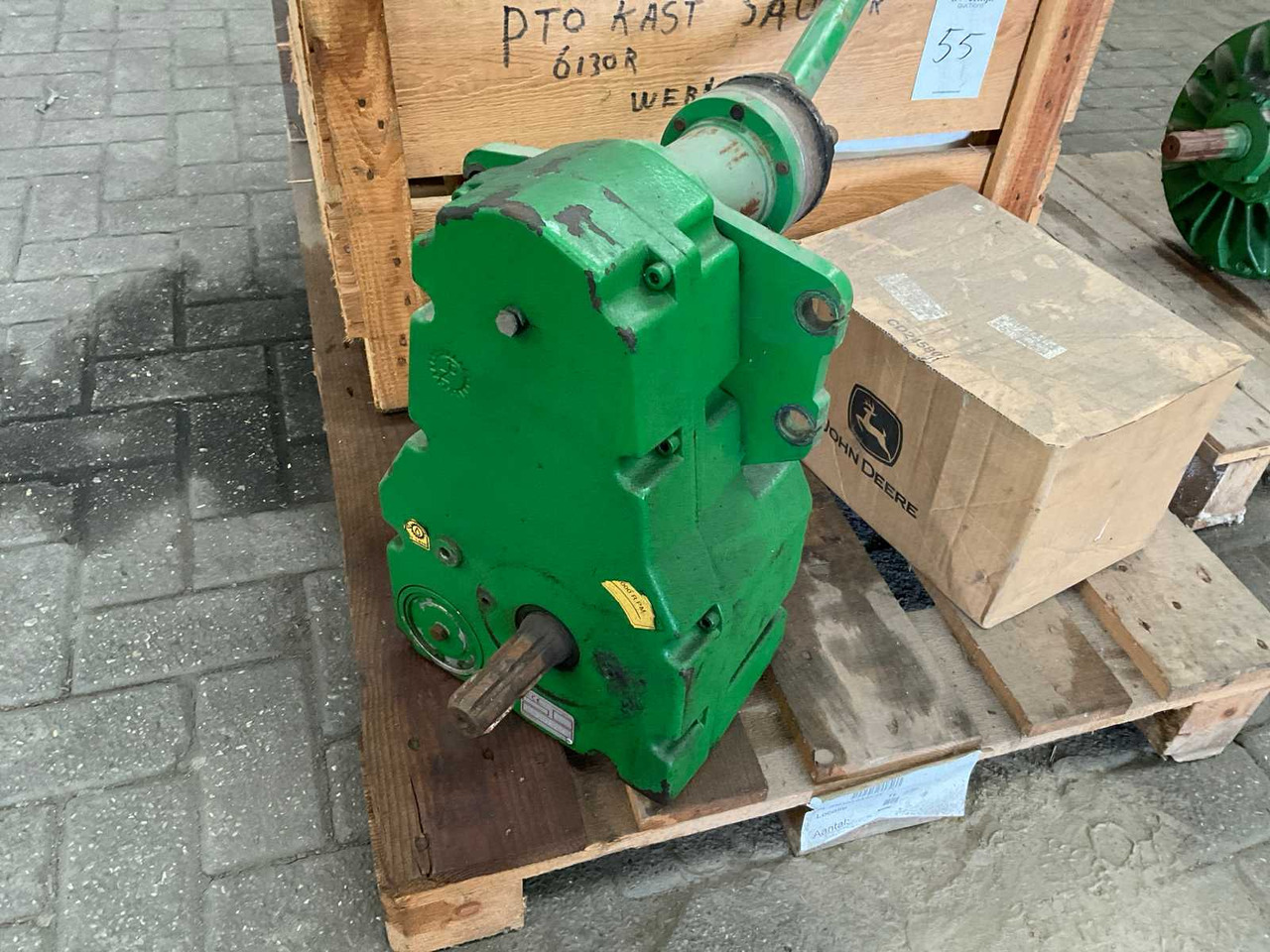 Sauter - Front loader for tractor: picture 4 Sauter - Front loader for tractor: picture 4