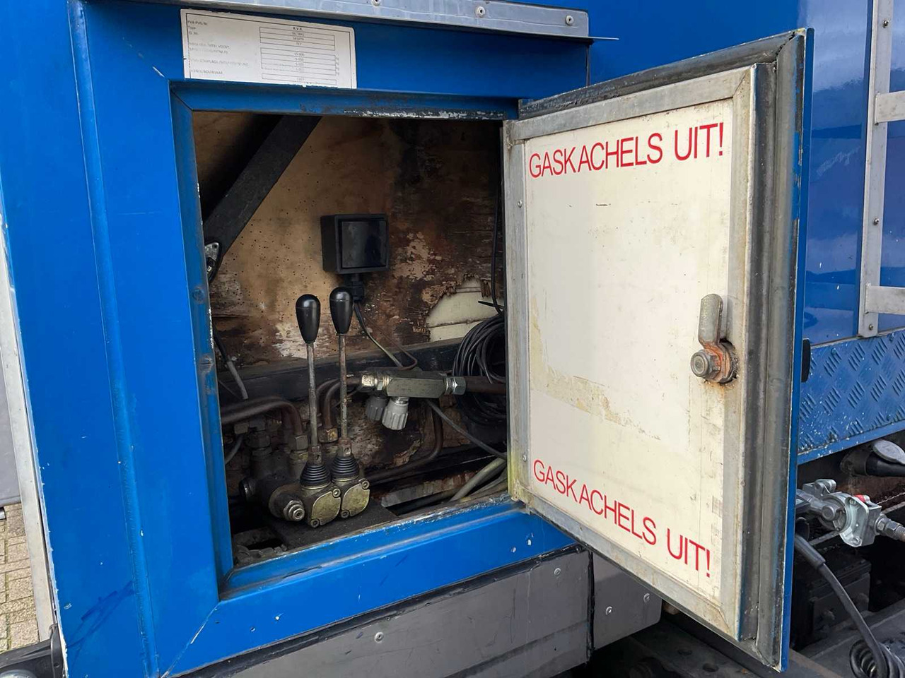 Semi-trailer 1997 RUYSSCHAERT SR16TP SALE SEMI-TRAILER WITH 2012 SCANIA TRACTOR: picture 35 Semi-trailer 1997 RUYSSCHAERT SR16TP SALE SEMI-TRAILER WITH 2012 SCANIA TRACTOR: picture 35