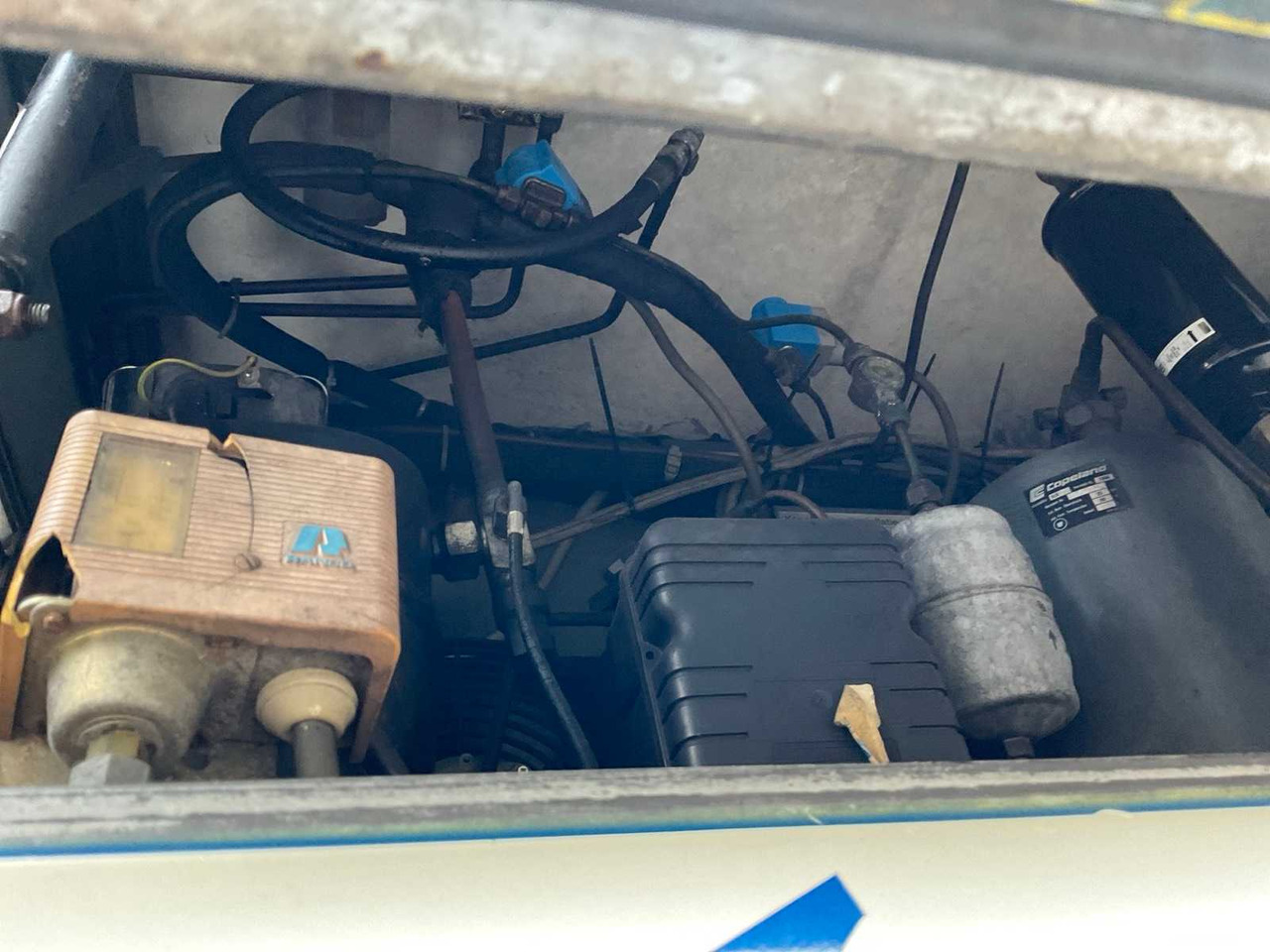 Semi-trailer 1997 RUYSSCHAERT SR16TP SALE SEMI-TRAILER WITH 2012 SCANIA TRACTOR: picture 17 Semi-trailer 1997 RUYSSCHAERT SR16TP SALE SEMI-TRAILER WITH 2012 SCANIA TRACTOR: picture 17