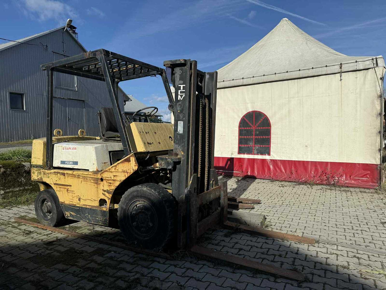TCM FD35Z3 FORKLIFT TRUCKS - Forklift: picture 1 TCM FD35Z3 FORKLIFT TRUCKS - Forklift: picture 1