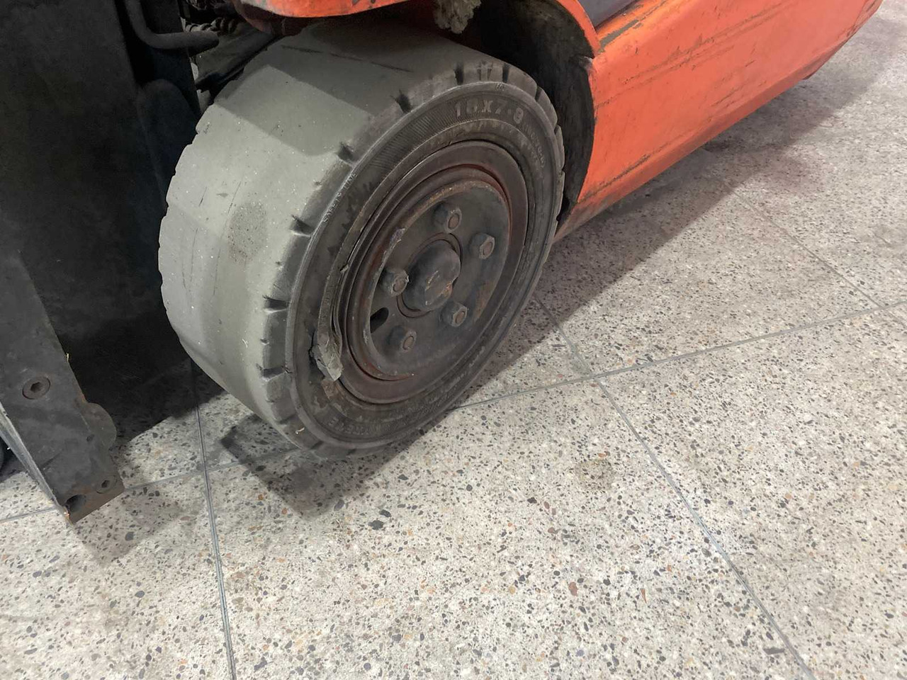 Forklift TOYOTA - 2012 - 8 FBEKT 16 - FORKLIFT TRUCK: picture 16 Forklift TOYOTA - 2012 - 8 FBEKT 16 - FORKLIFT TRUCK: picture 16