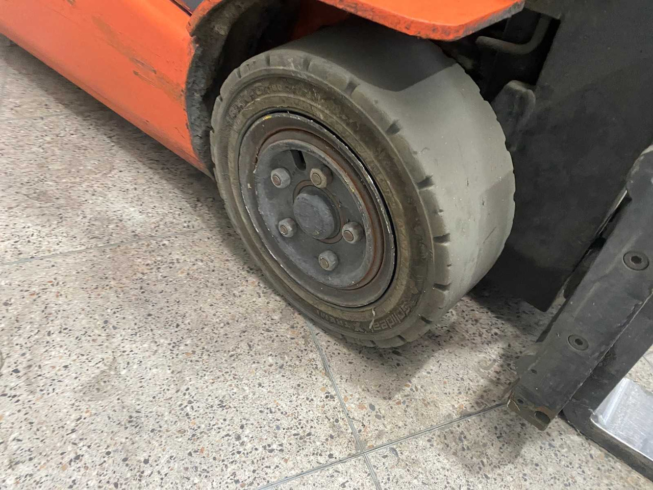 Forklift TOYOTA - 2012 - 8 FBEKT 16 - FORKLIFT TRUCK: picture 17 Forklift TOYOTA - 2012 - 8 FBEKT 16 - FORKLIFT TRUCK: picture 17