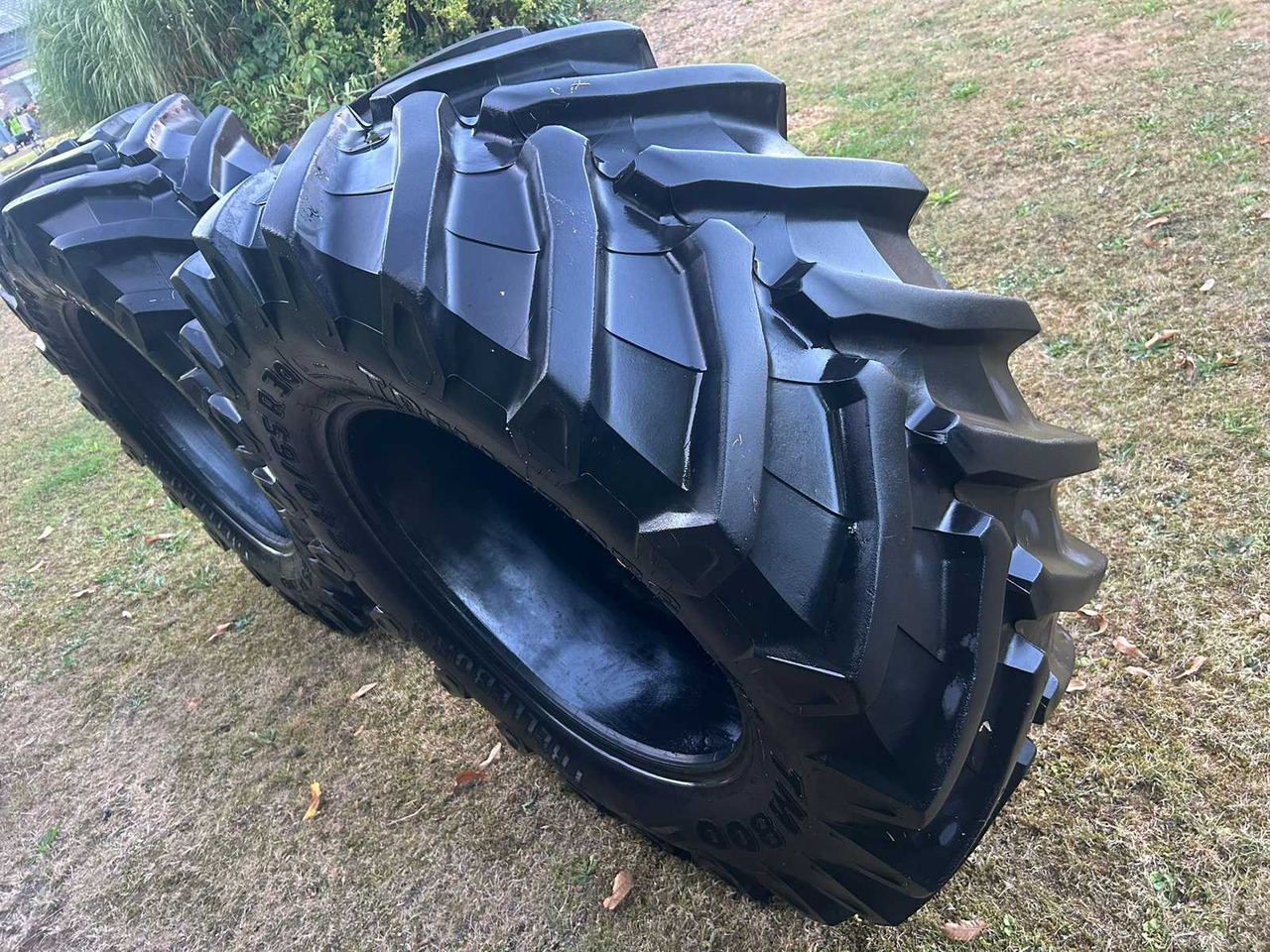 Trelleborg TM800 - Wheels and tires for Farm tractor: picture 4 Trelleborg TM800 - Wheels and tires for Farm tractor: picture 4