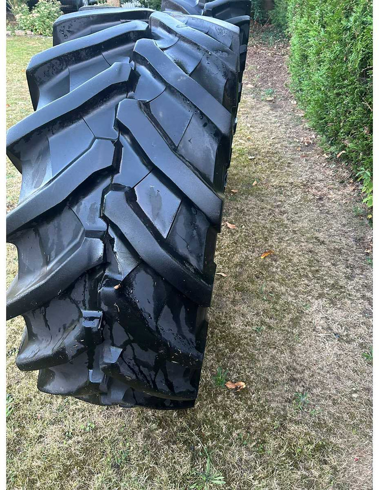 Trelleborg TM800 - Wheels and tires for Farm tractor: picture 5 Trelleborg TM800 - Wheels and tires for Farm tractor: picture 5