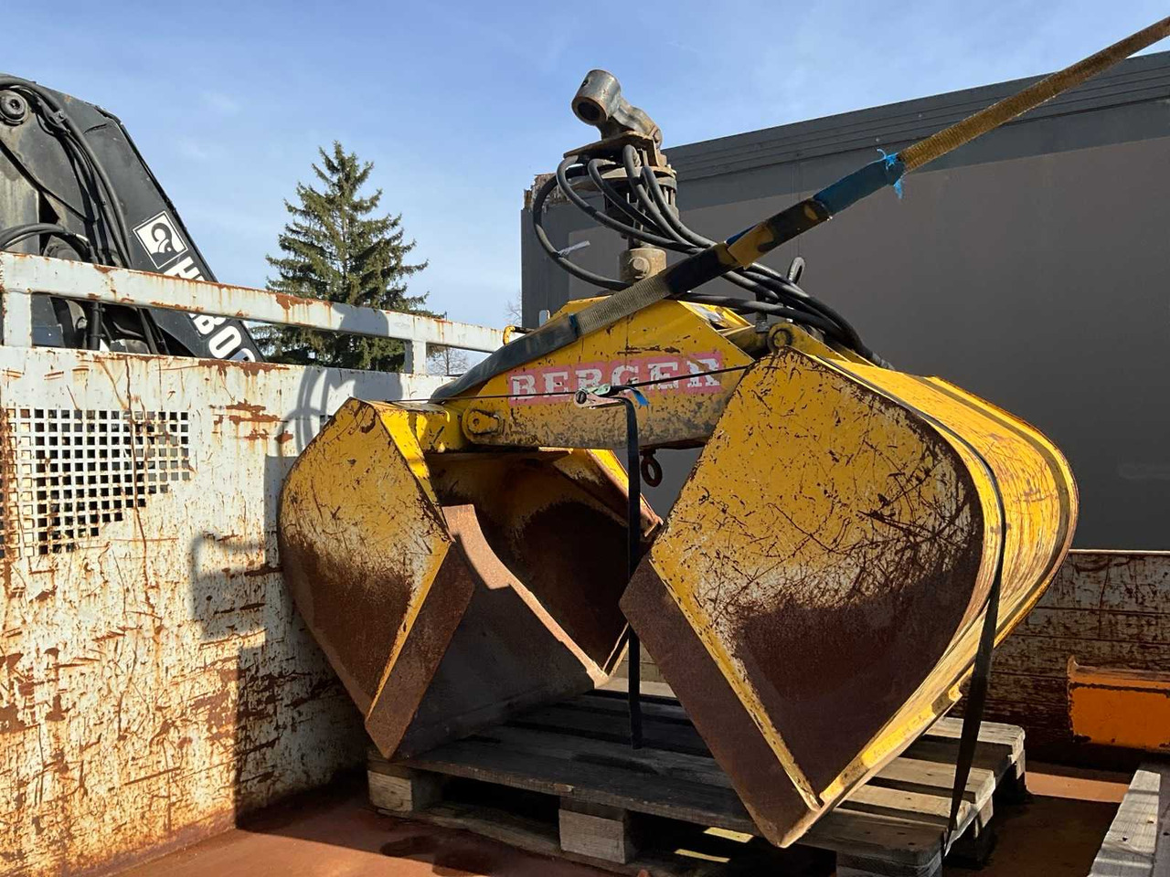 Truck 1995 IVECO 120 E 15 TRUCK WITH CRANE AND ACCESSORIES: picture 10