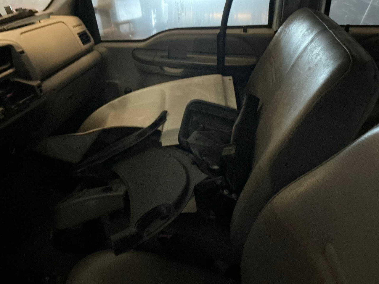 Truck 1999 FORD F-650 DUAL-CAB PICKUP TRUCK: picture 15