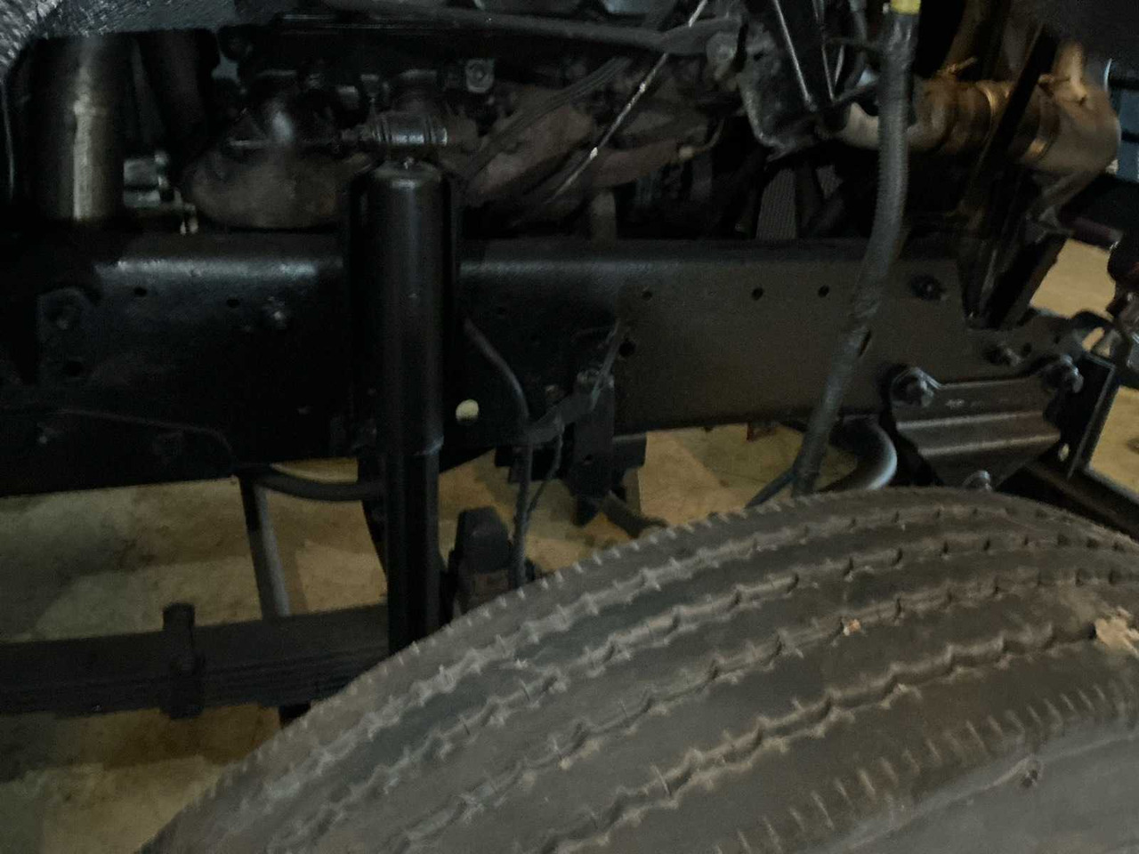 Truck 1999 FORD F-650 DUAL-CAB PICKUP TRUCK: picture 24