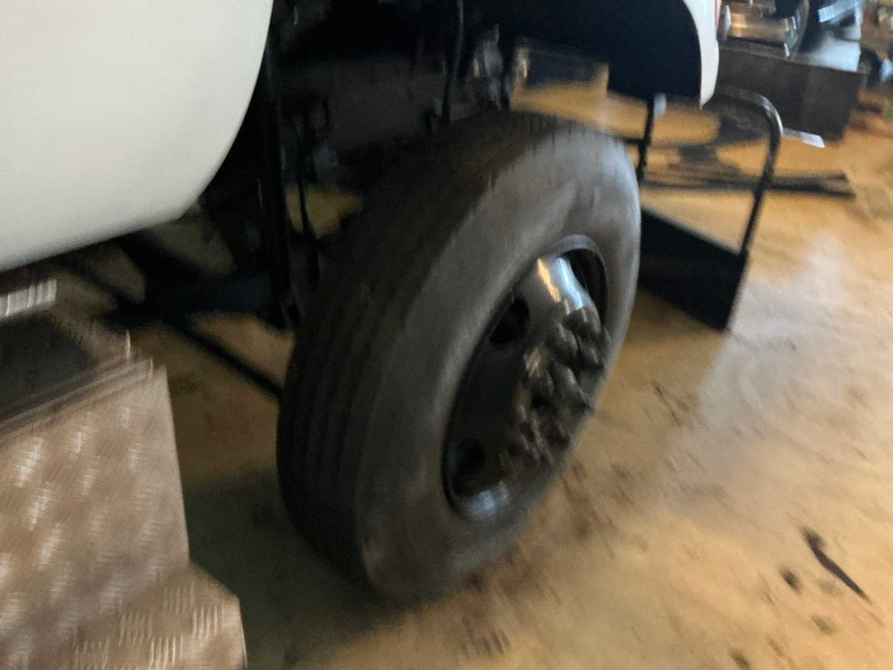 Truck 1999 FORD F-650 DUAL-CAB PICKUP TRUCK: picture 6