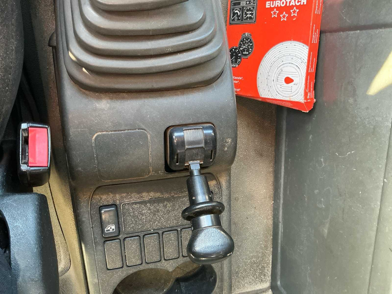 Truck 2002 MAN H17 TRUCK / CONTAINER TRUCK: picture 34 Truck 2002 MAN H17 TRUCK / CONTAINER TRUCK: picture 34