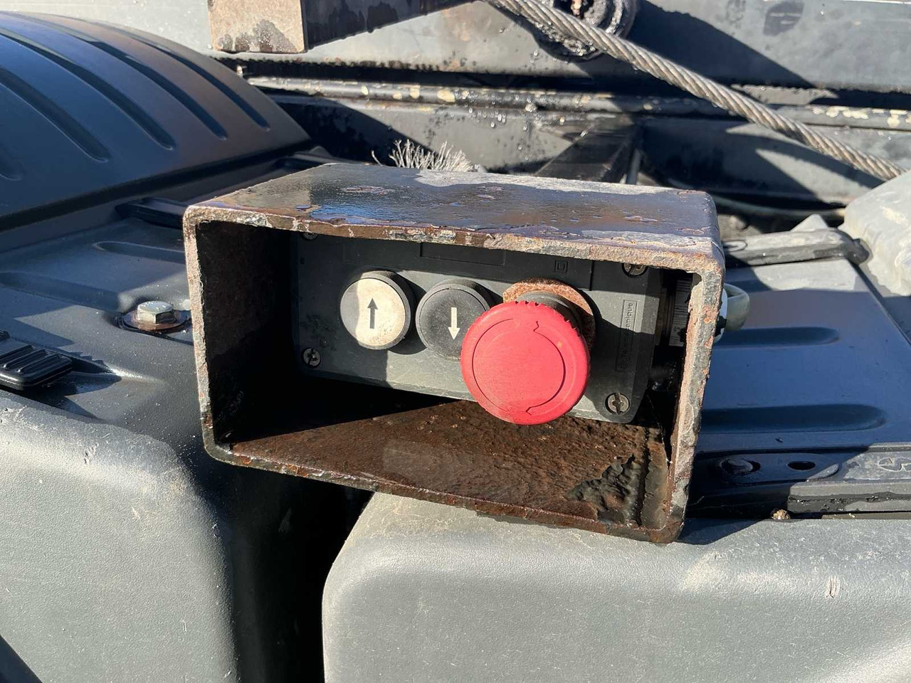 Truck 2002 MAN H17 TRUCK / CONTAINER TRUCK: picture 15 Truck 2002 MAN H17 TRUCK / CONTAINER TRUCK: picture 15