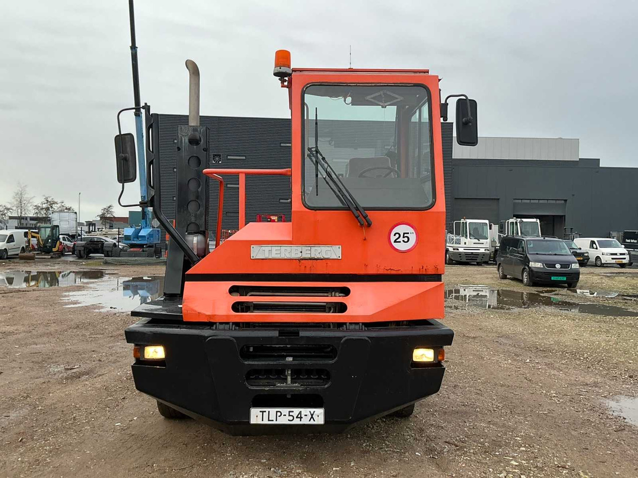 2003 TERBERG YT220 TERMINAL TRACTOR - Truck: picture 2 2003 TERBERG YT220 TERMINAL TRACTOR - Truck: picture 2