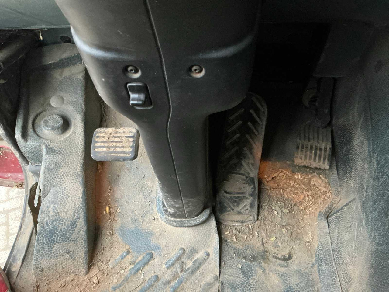 Truck 2005 GINAF GINC 3085 X4446 AGRICULTURAL TRUCK WITH TIPPER: picture 27 Truck 2005 GINAF GINC 3085 X4446 AGRICULTURAL TRUCK WITH TIPPER: picture 27